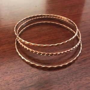 Textured gold bangle set Forever21